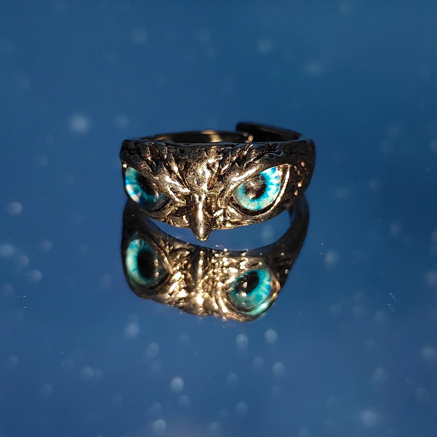 LunaEyes Ring
