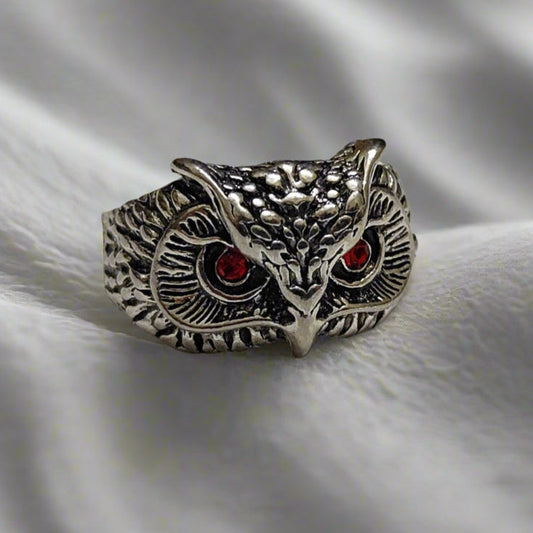 Omen of Ruby Ring